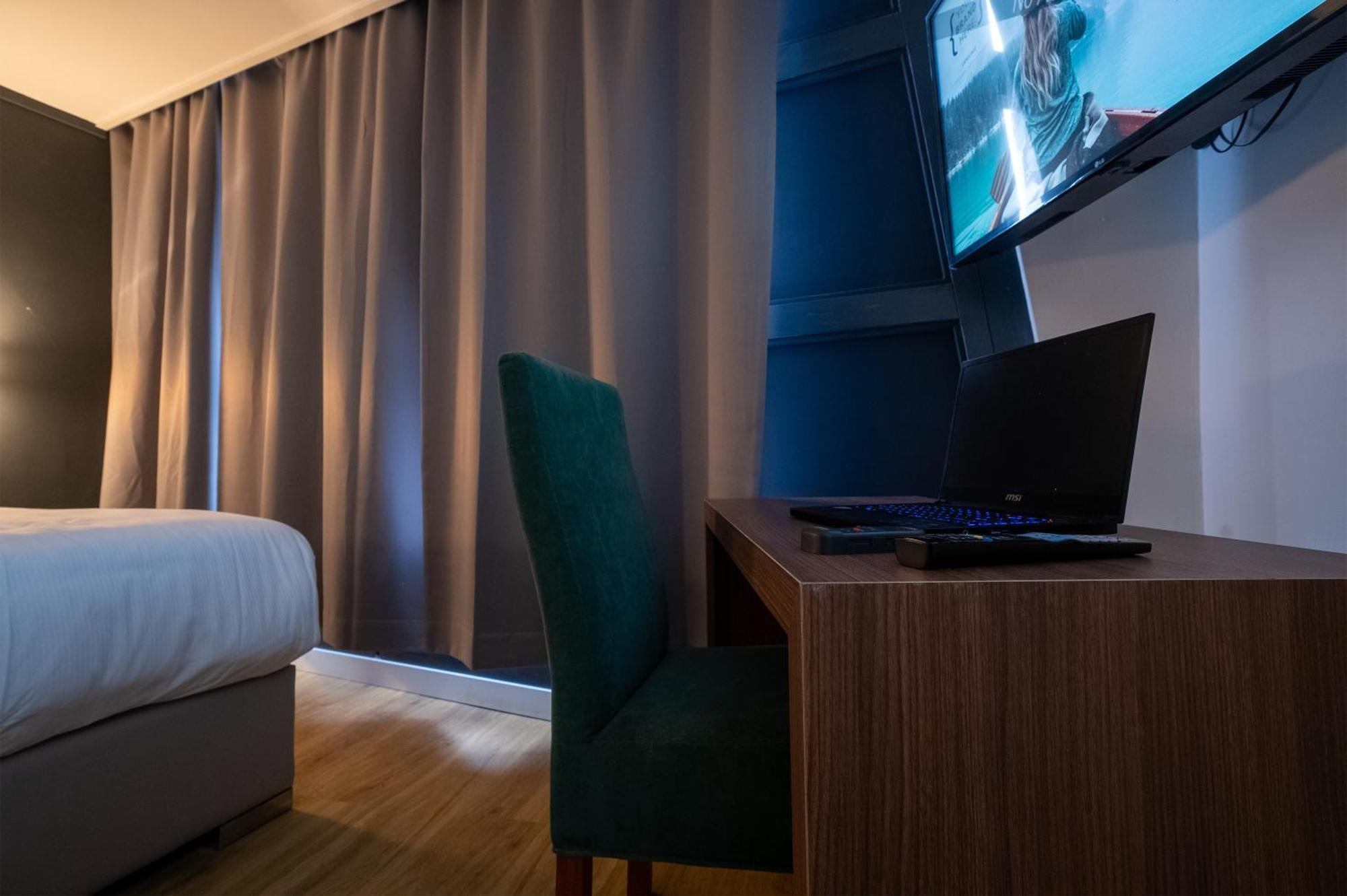 Ma Airport Hotel هوفدوربْ المظهر الخارجي الصورة